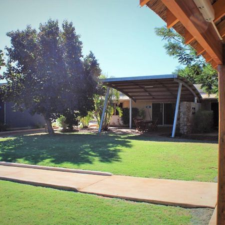 Samson Beach Chalets Point Samson Bagian luar foto