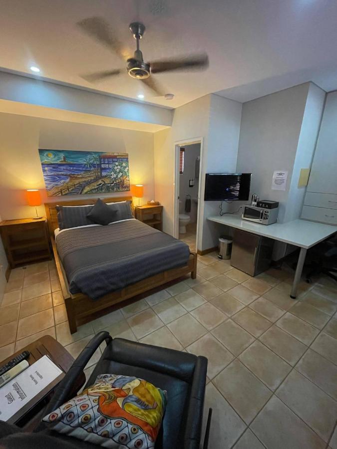 Samson Beach Chalets Point Samson Bagian luar foto
