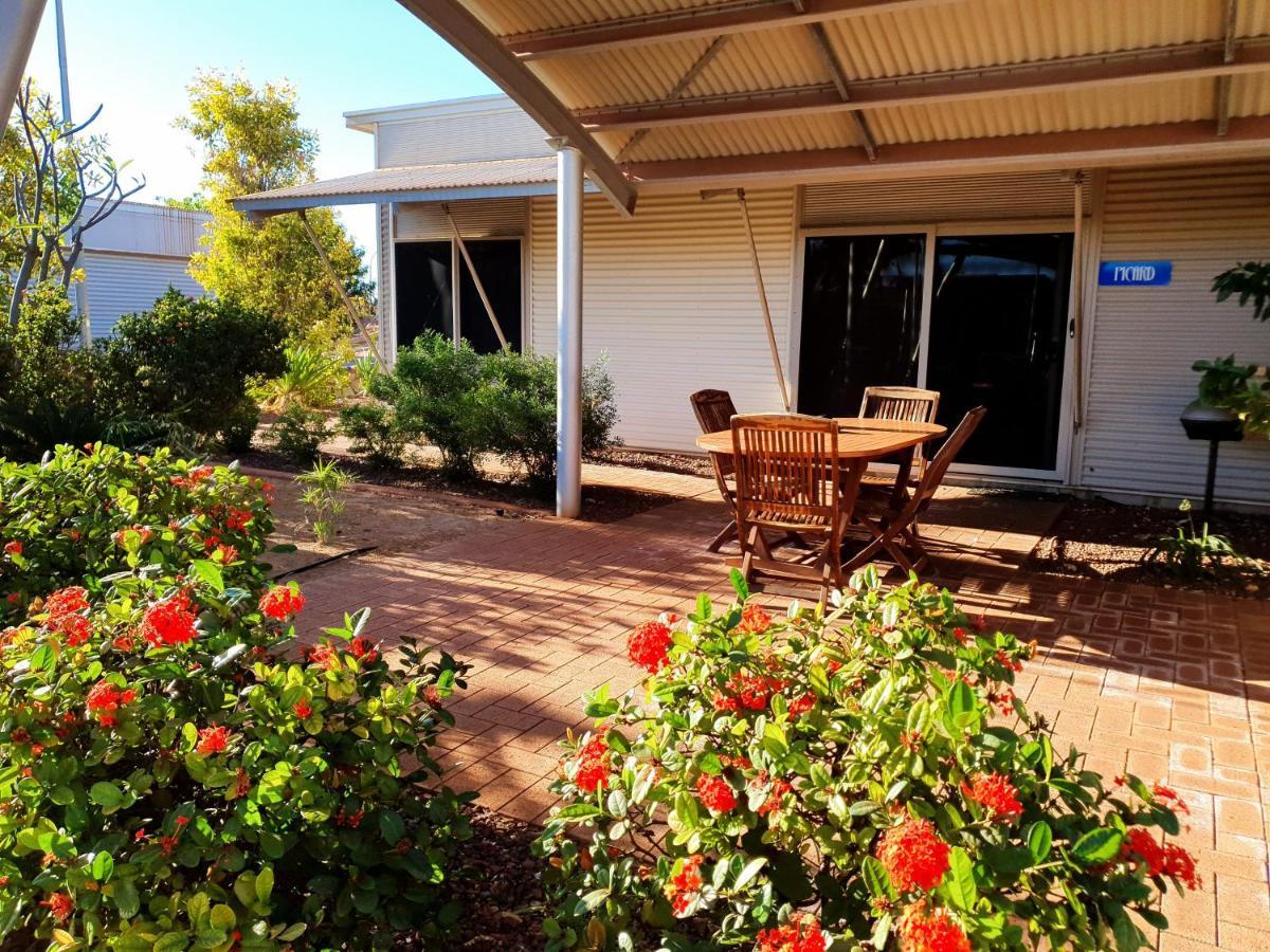 Samson Beach Chalets Point Samson Bagian luar foto