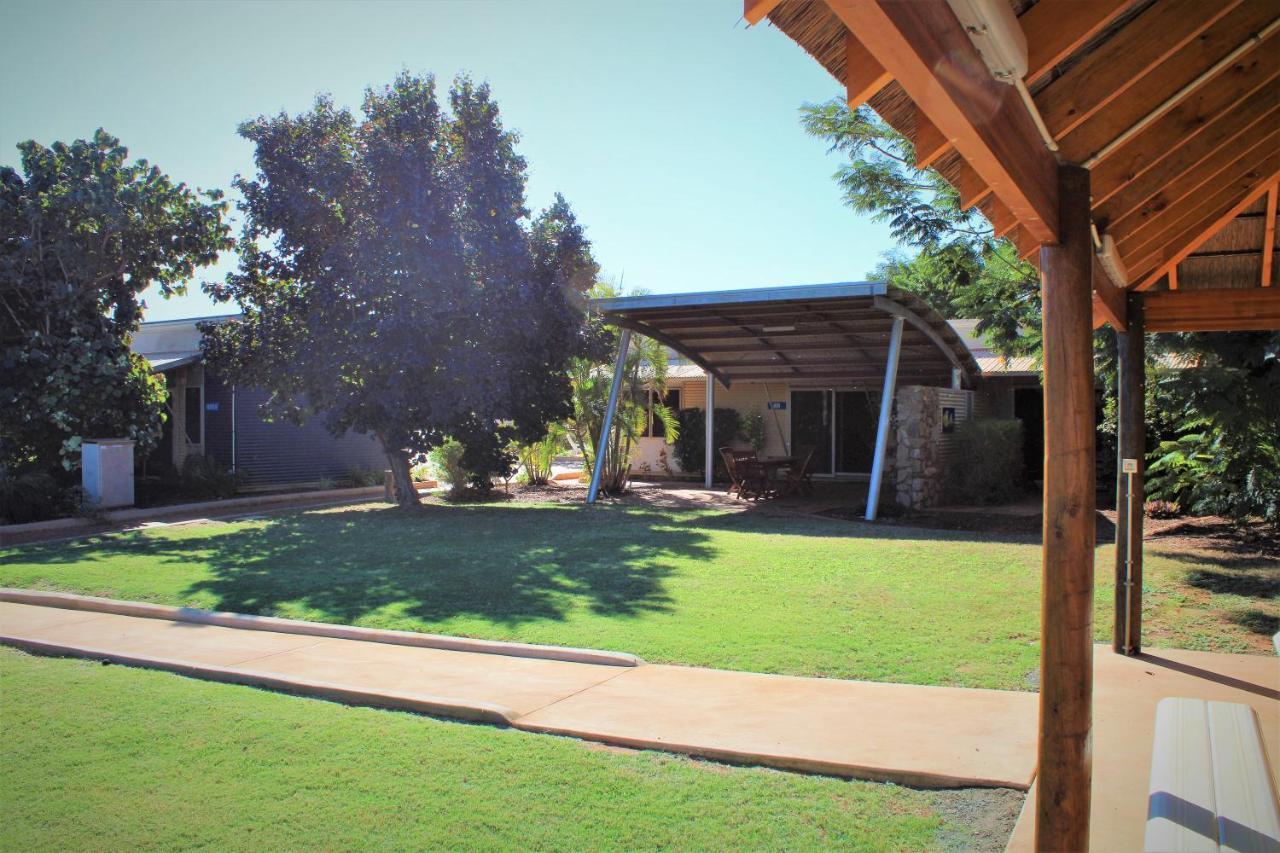 Samson Beach Chalets Point Samson Bagian luar foto