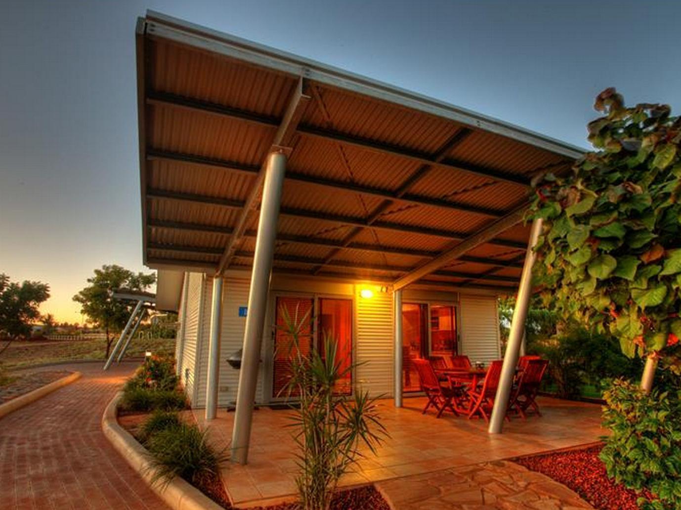 Samson Beach Chalets Point Samson Bagian luar foto